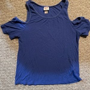 Off the Shoulder Tee